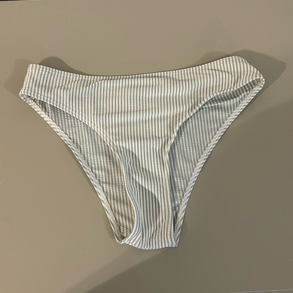 Size small shein bikini bottoms